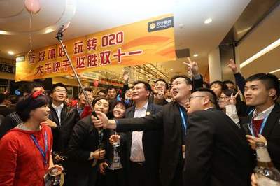 揭秘中國(guó)連鎖店之王 日進(jìn)十億，服裝服飾零售新霸主如何煉成？